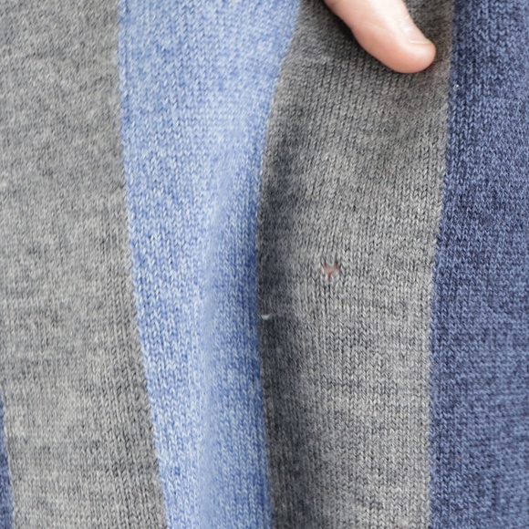 Bugatchi Uomo V Neck Striped Sweater Blue - Picture 4 of 9